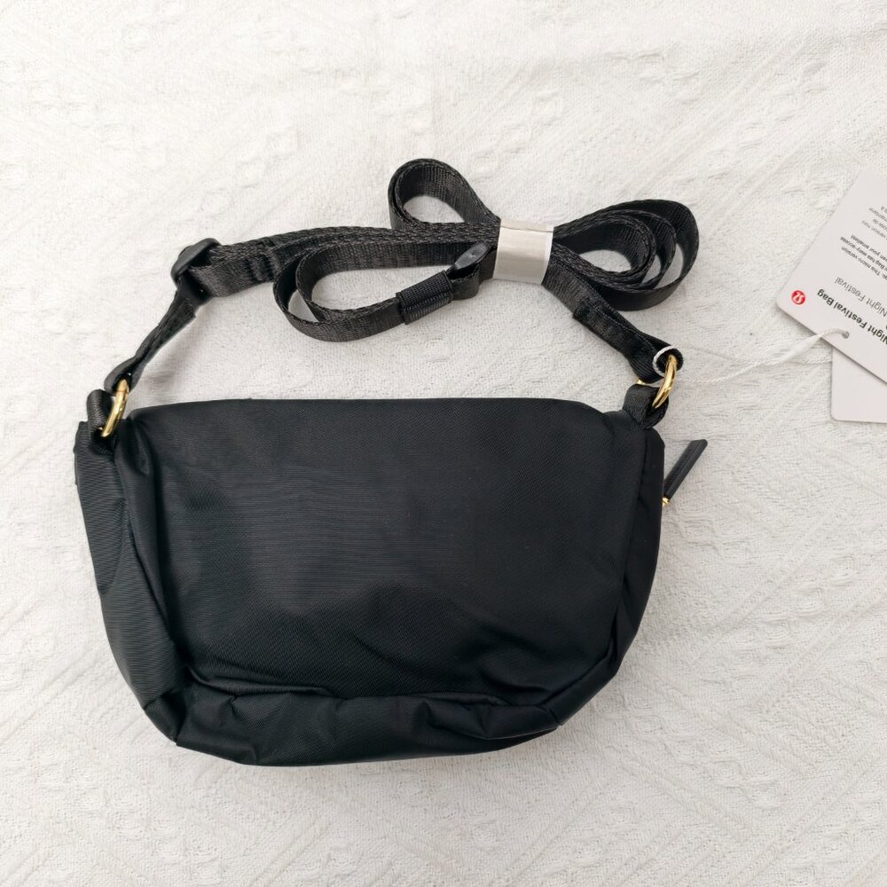 🏄🏻♀️Lululemon All Night Festival Bag 2L - Black Compact Crossbody - Picture 3 of 8